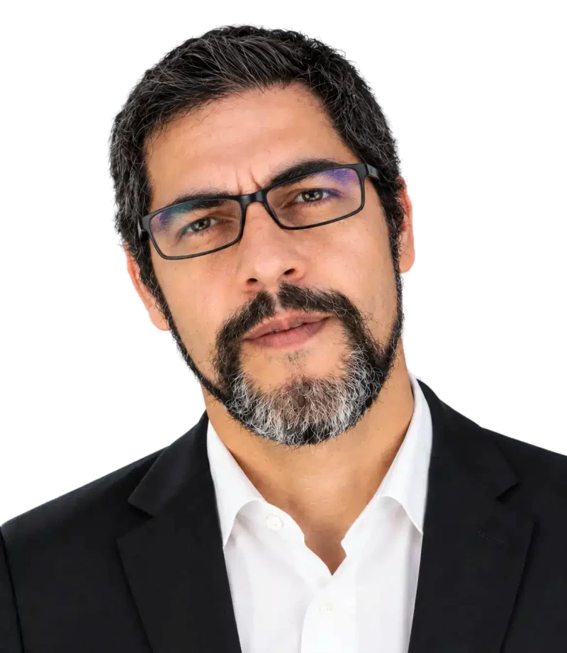 Walt Trujillo, Senior Graphic Designer en Gazu Technology