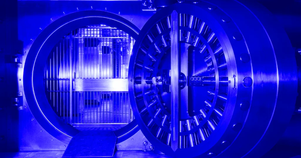 La privacidad y seguridad en las redes sociales - Proteger la información personal y financiera