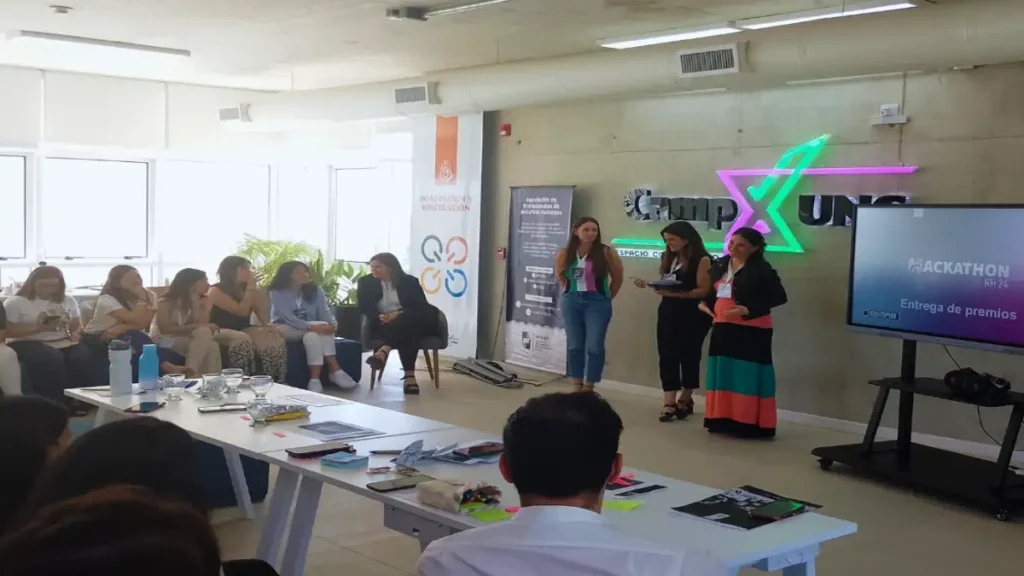 Hackathon RH 2024: Innovación para revolucionar RRHH