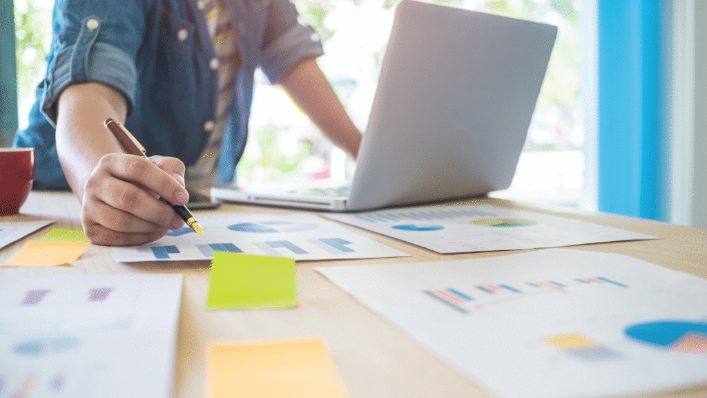 Cómo Crear una Estrategia de Contenido Para Sales Enablement Ganadora